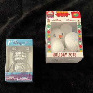 Disney Cast Exclusives-Holiday Big Feet & Holiday Vinylmation
